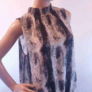 Sere Nade fancy black & white sleeveless blouse XL